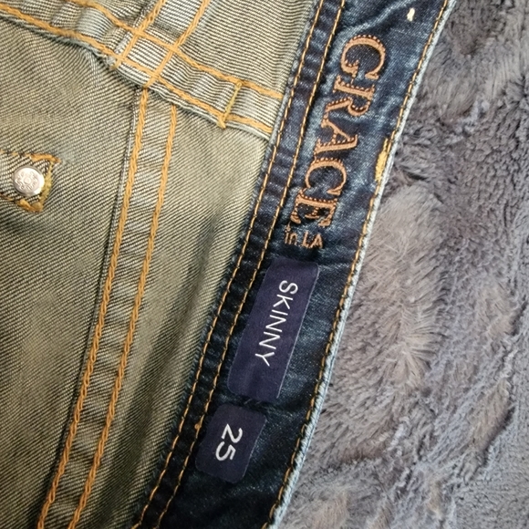 Grace In LA Skinny Distressed Moto Jeans Size 25 Like New! - Picture 11 of 16